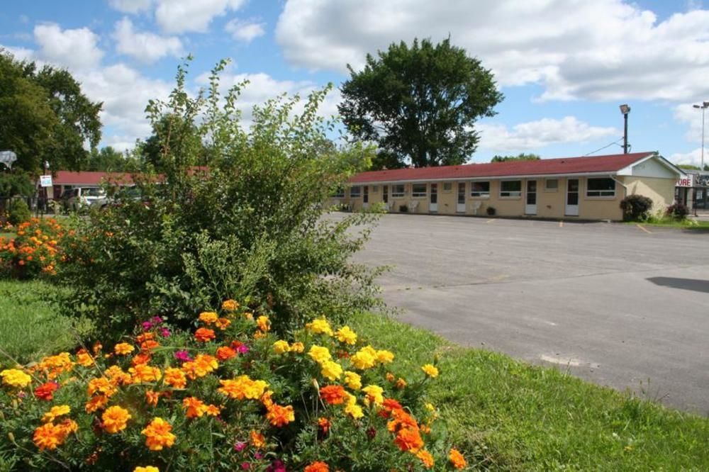 Avalon Motel Belleville Exterior foto